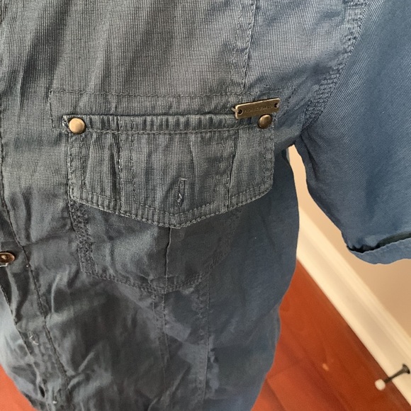 Men’s Projek button down shirt. - Picture 2 of 9